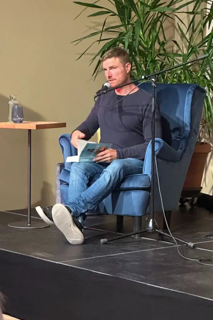 Leo Reisinger liest aus seinem Buch Bavarese vor